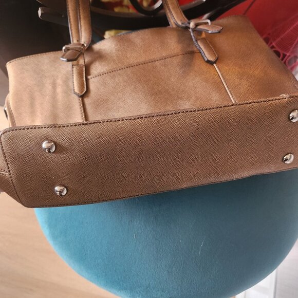 TIGANELLO ~ Genuine Leather Handbag Tote Purse ~ Metallic Shimmer ~ GORGEOUS - Picture 4 of 6